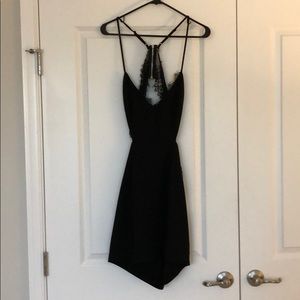 About Us Belinda Mini